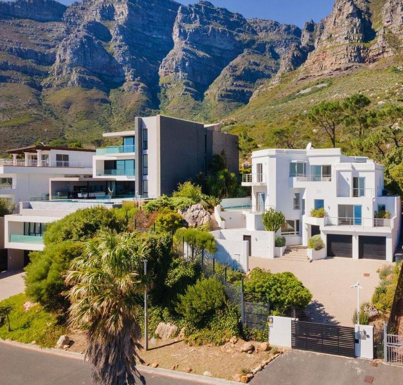 4 Bedroom Property for Sale in Camps Bay Western Cape